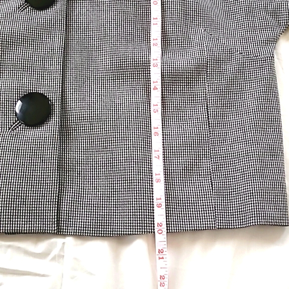 Worthington Black & White Houndstooth Collarless Big Button Blazer, Sz Petite L - Picture 8 of 9
